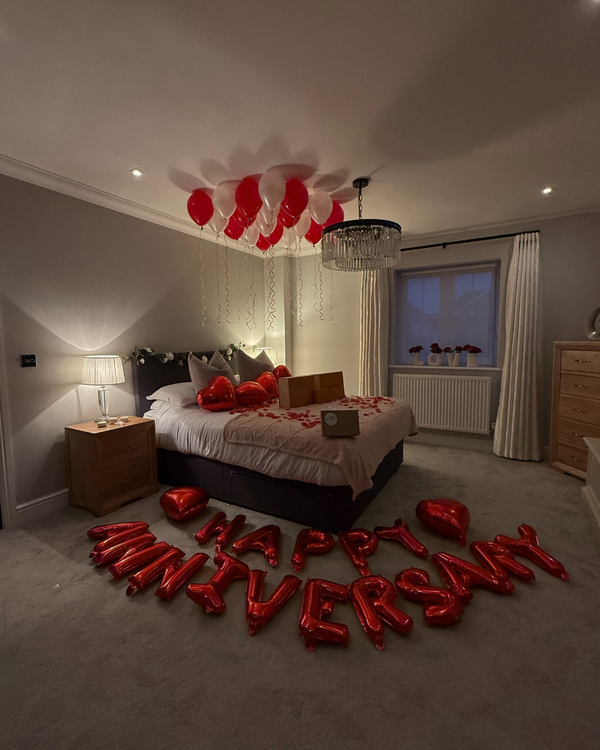 Happy Anniversary Room Decoration Kit